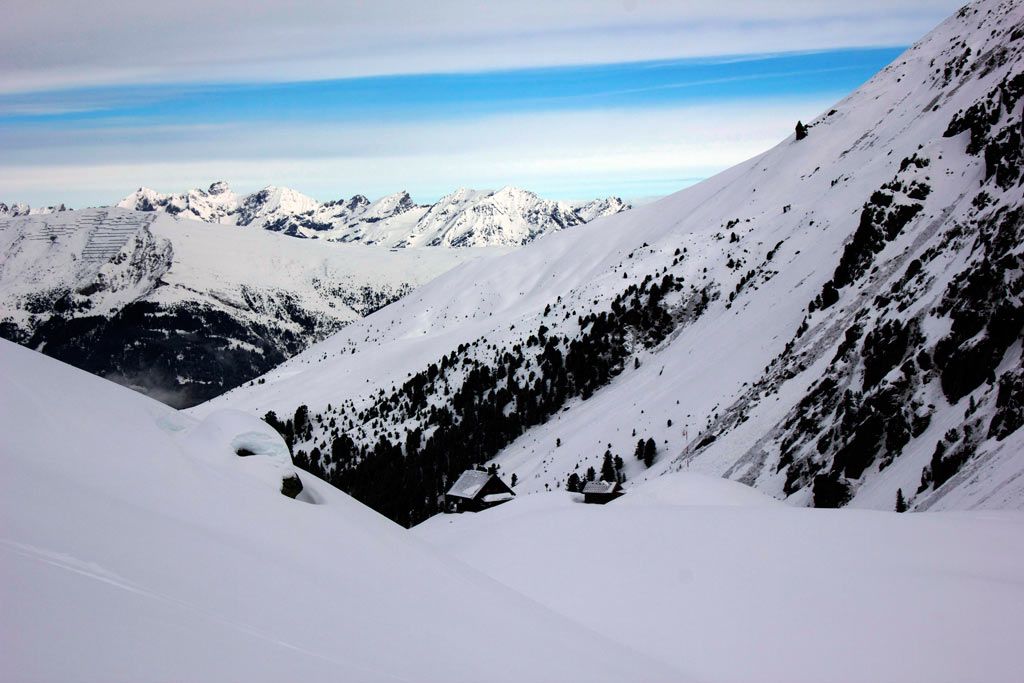 Splitboard Touring at Anton Renk hut