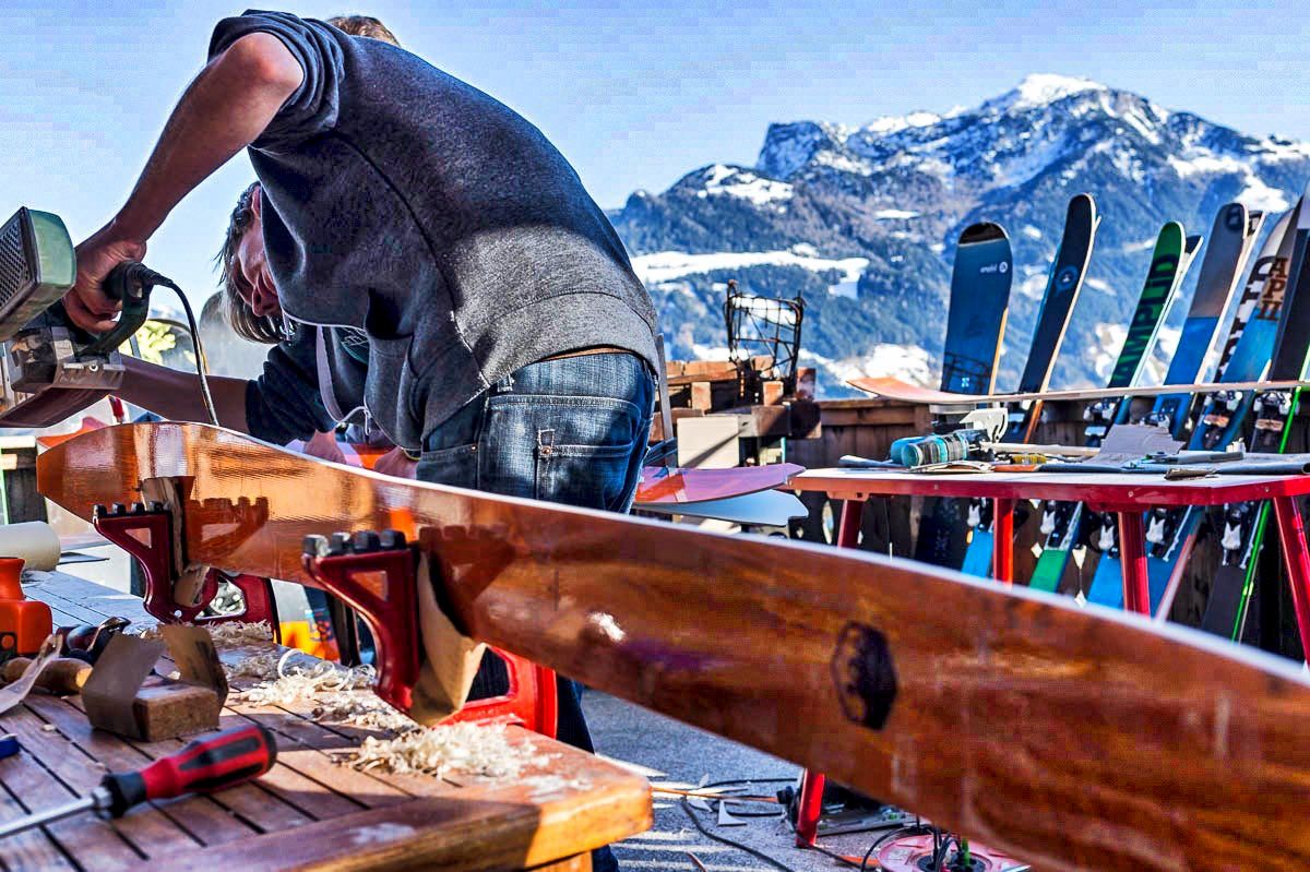 Ski tuneing Ski tuneing