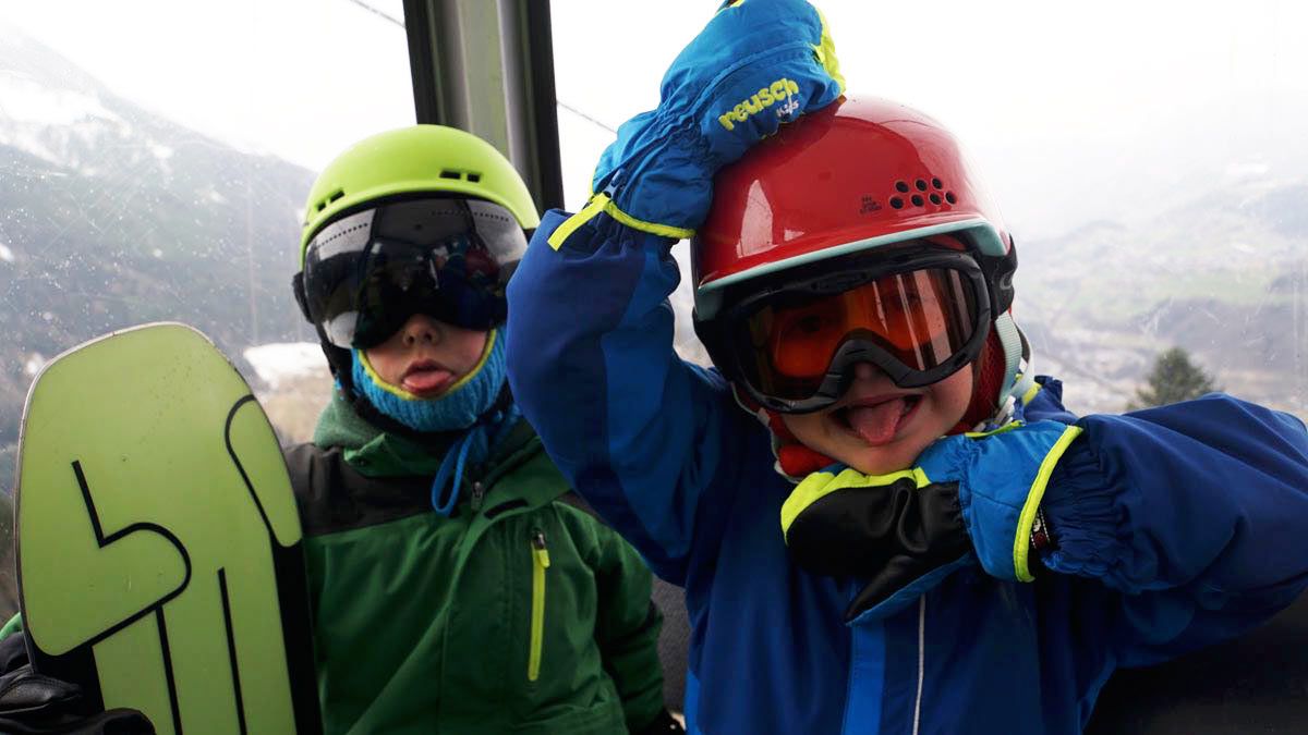 Free Kids in the cable car Free Kids in the cable car