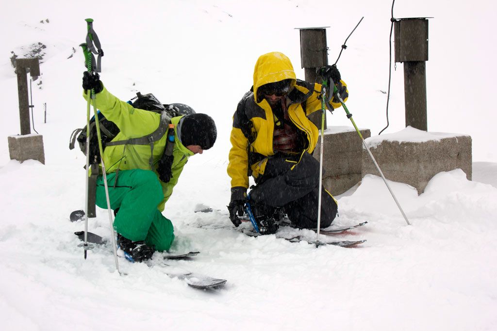 Karakoram Bindings, getting into Ski mode