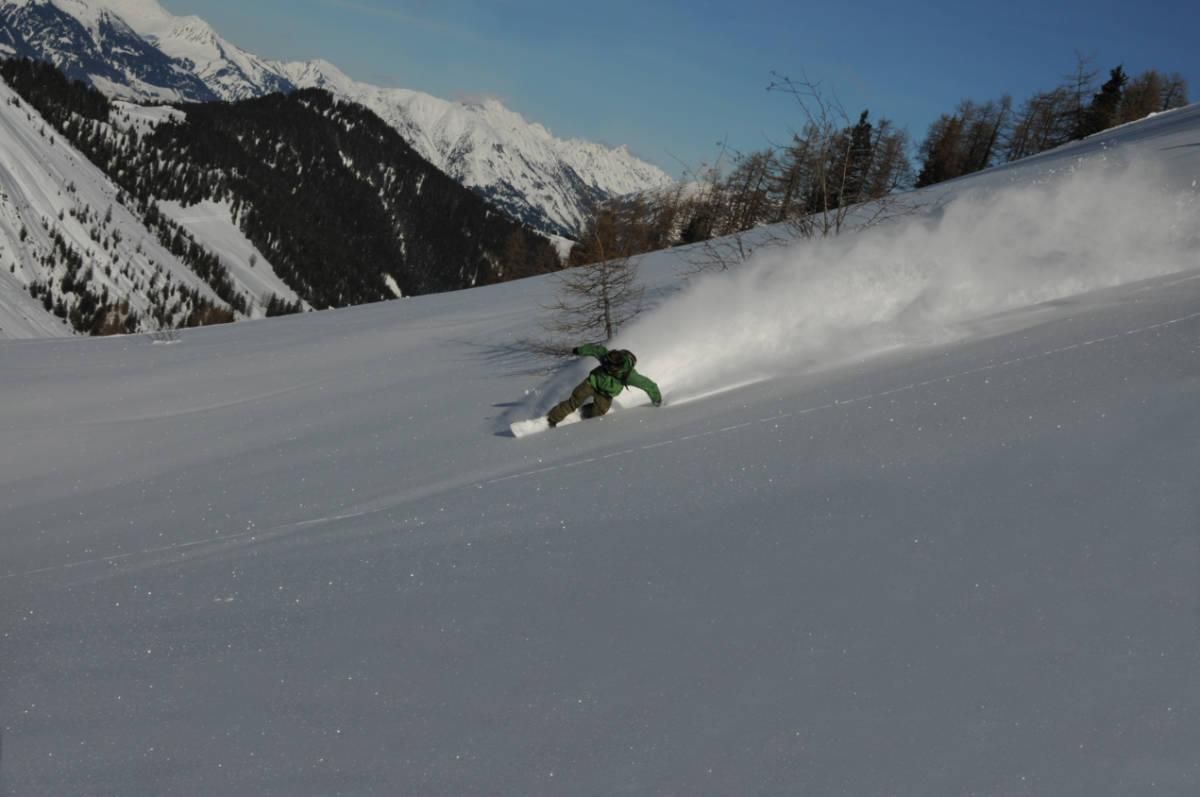 Splitboarder im Pow