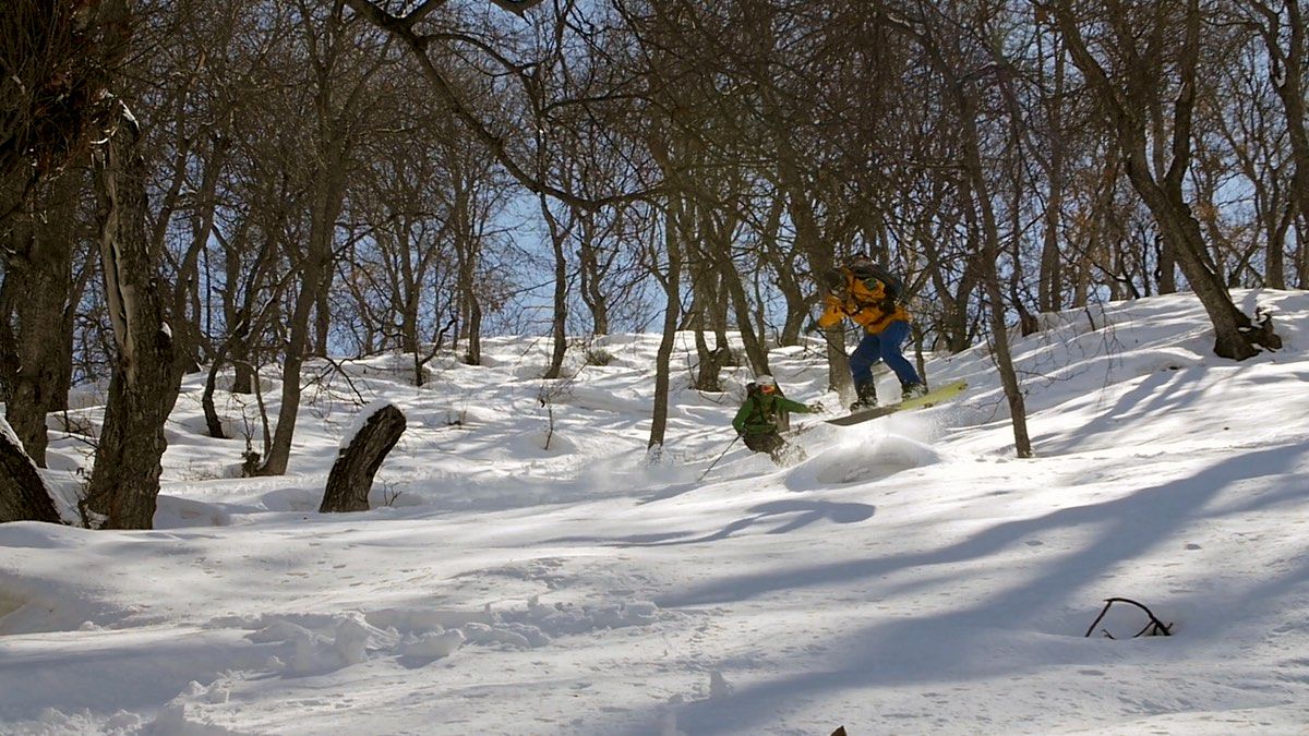 Splitboard Riding in the woods Arslanbob