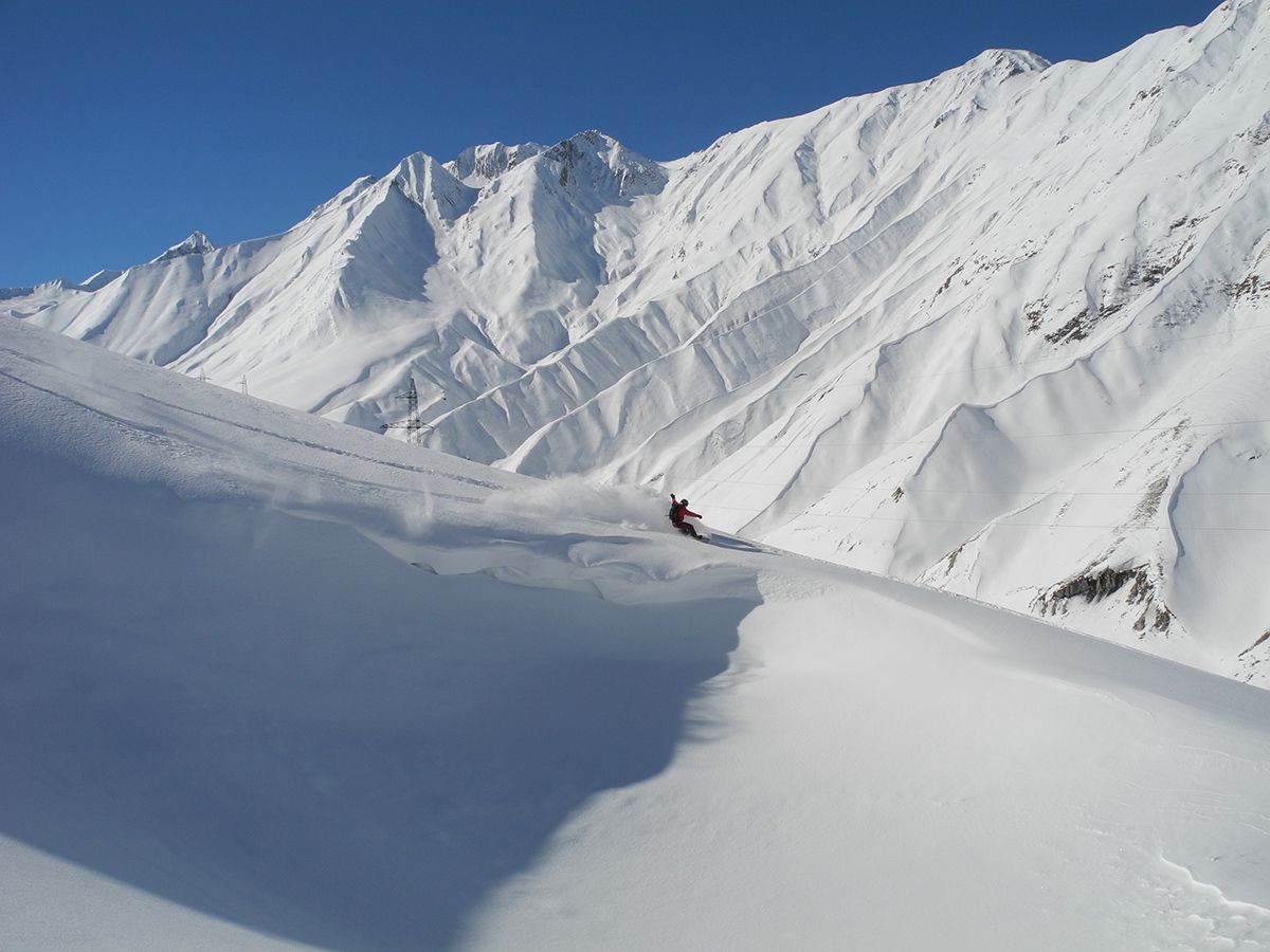 Splitboard team Austria, Switzerland, Germany enjoying the snow. Foto: Bernhard Winter 