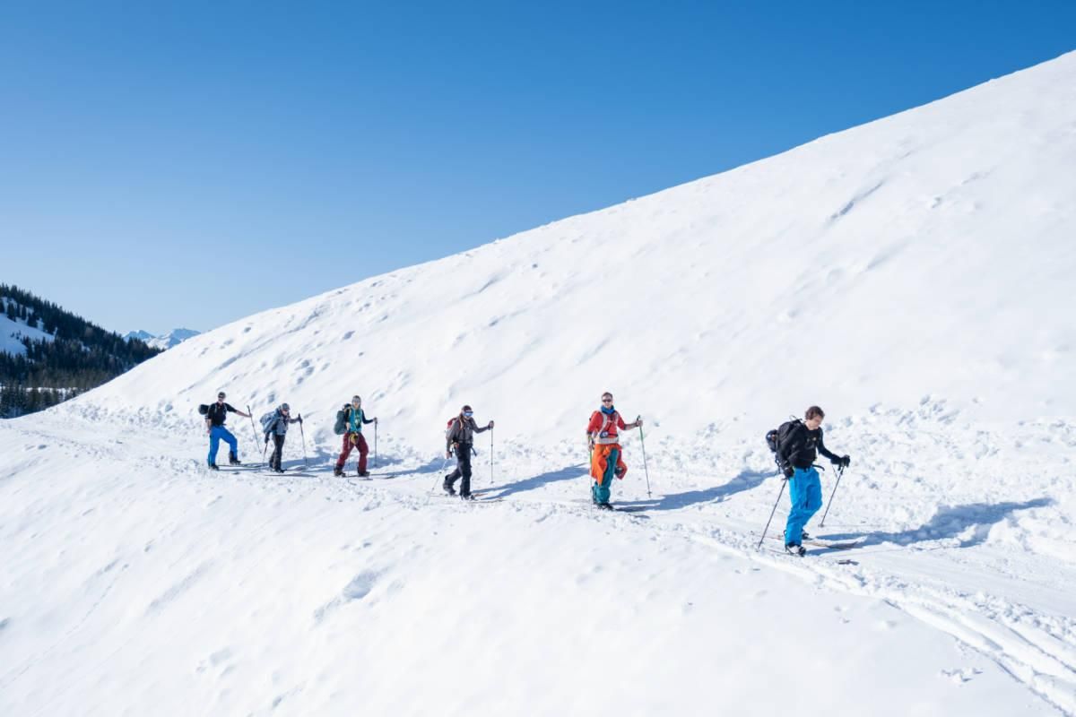 Schöne Querung bei angenehmen Schneebedingungen