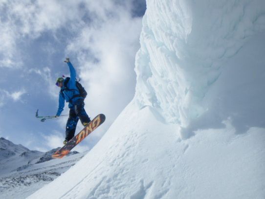 Droppin'' - Splitboard Glacier course Splitboard Glacier course Hintertux 2012 - Dropin