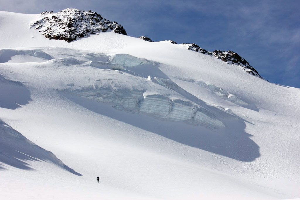 splitboard pitztal ascending 2 At Piztal with a friend and 2 splitboards