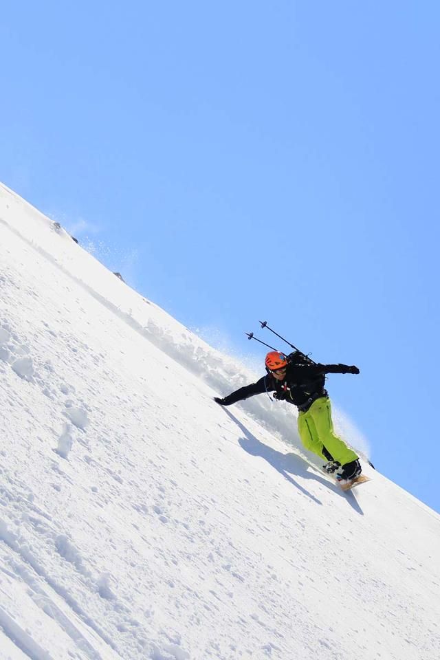 Peter haut sich rein pic Swen M Splitboard Peter geibt gas
