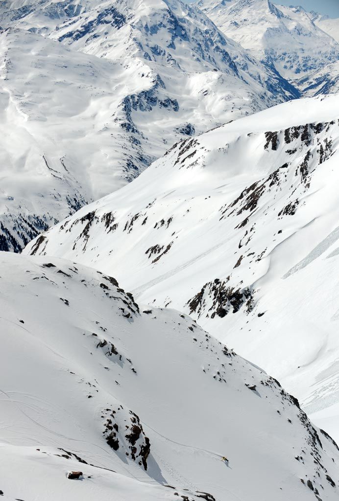 Cris Kröll in his element. Pic. Alex Papis Splitboard, CK riding fast