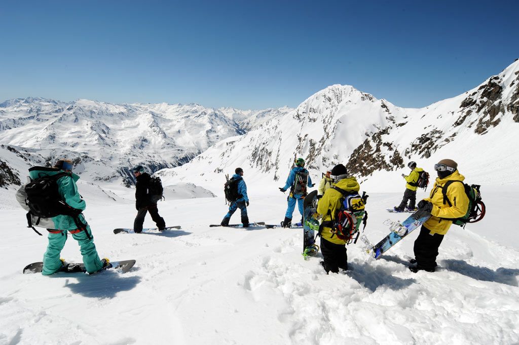 Checking the Lines. pic by Alex Papis Splitboard Lines-Check