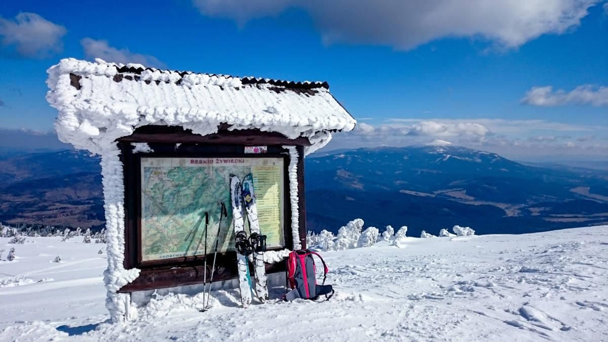 Pilsko übersichtskarte Häusschen mit Karte zum Gebiet Pilsko