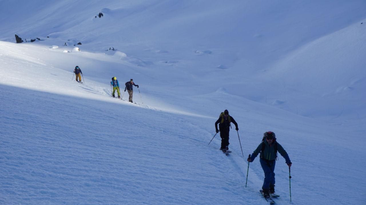 Back to the hut Splitboarding at Arlberg las uphill for the day