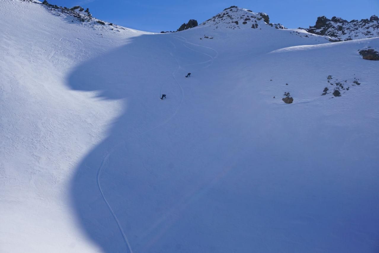 Family Run Splitboarding at Arlberg safety distance