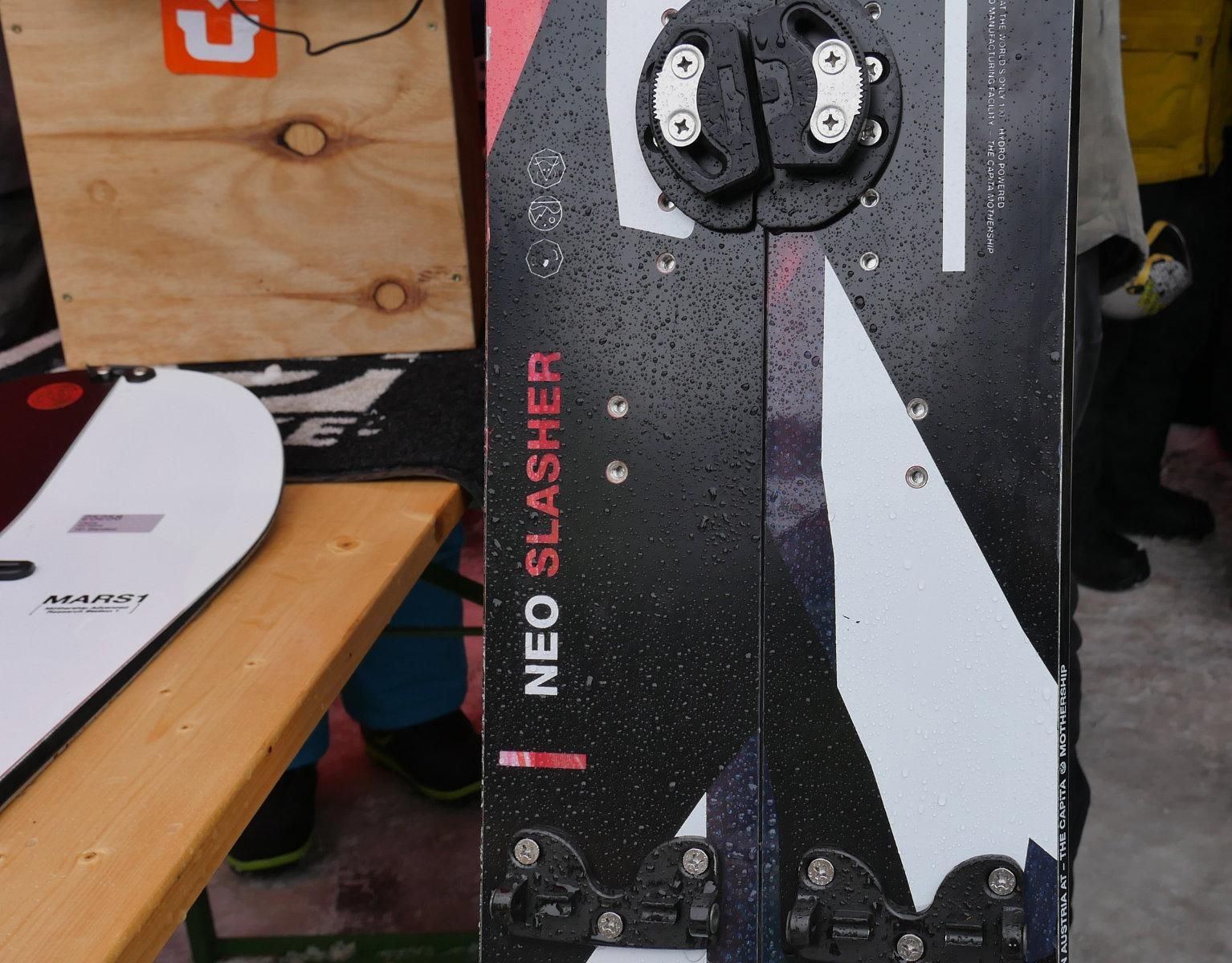 Neo Slasher Split with Union binding Detail