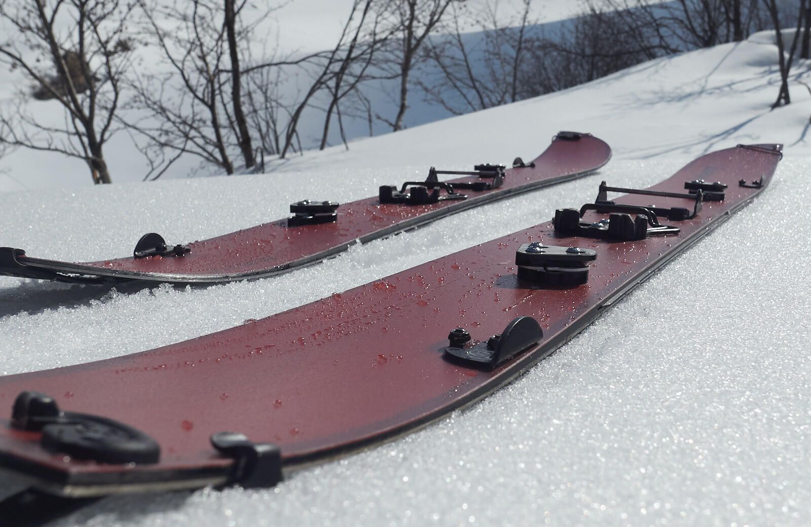 Tongue & groove system which holds the board halves together Furberg ALL MTN Split