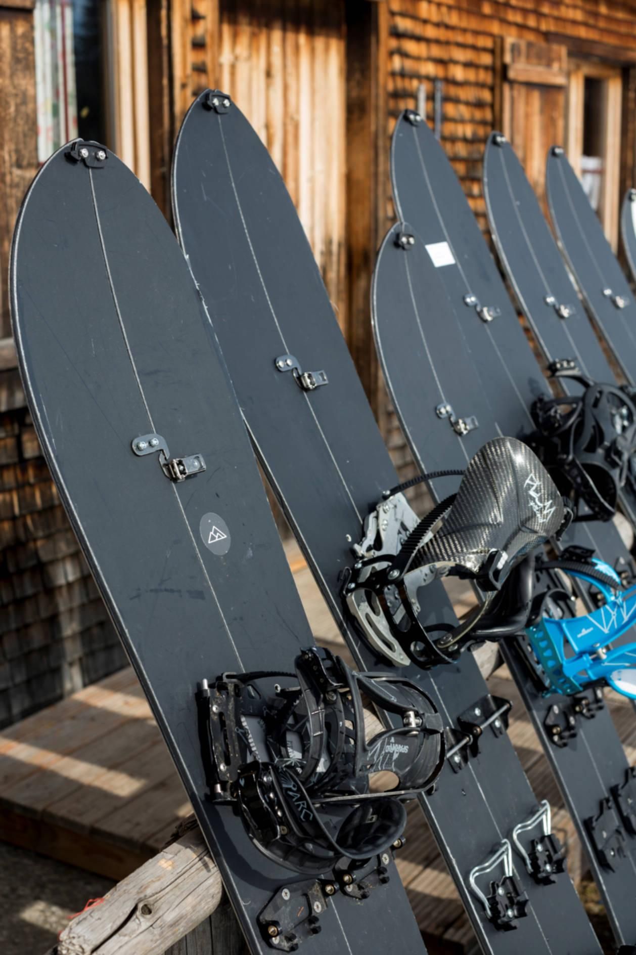 Die Splitboards stehen bereit