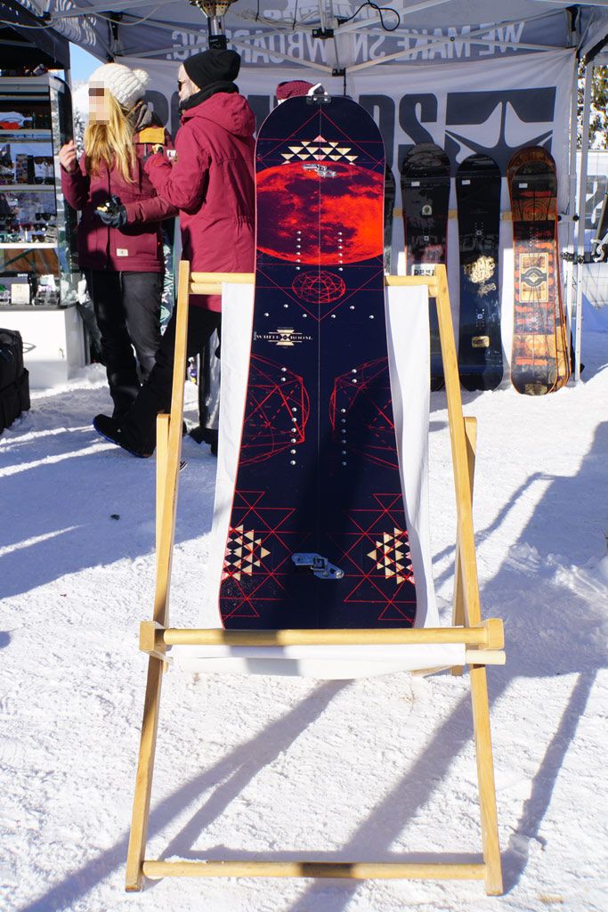 Relaxing in the sun Rome Whiteroom Splitboard