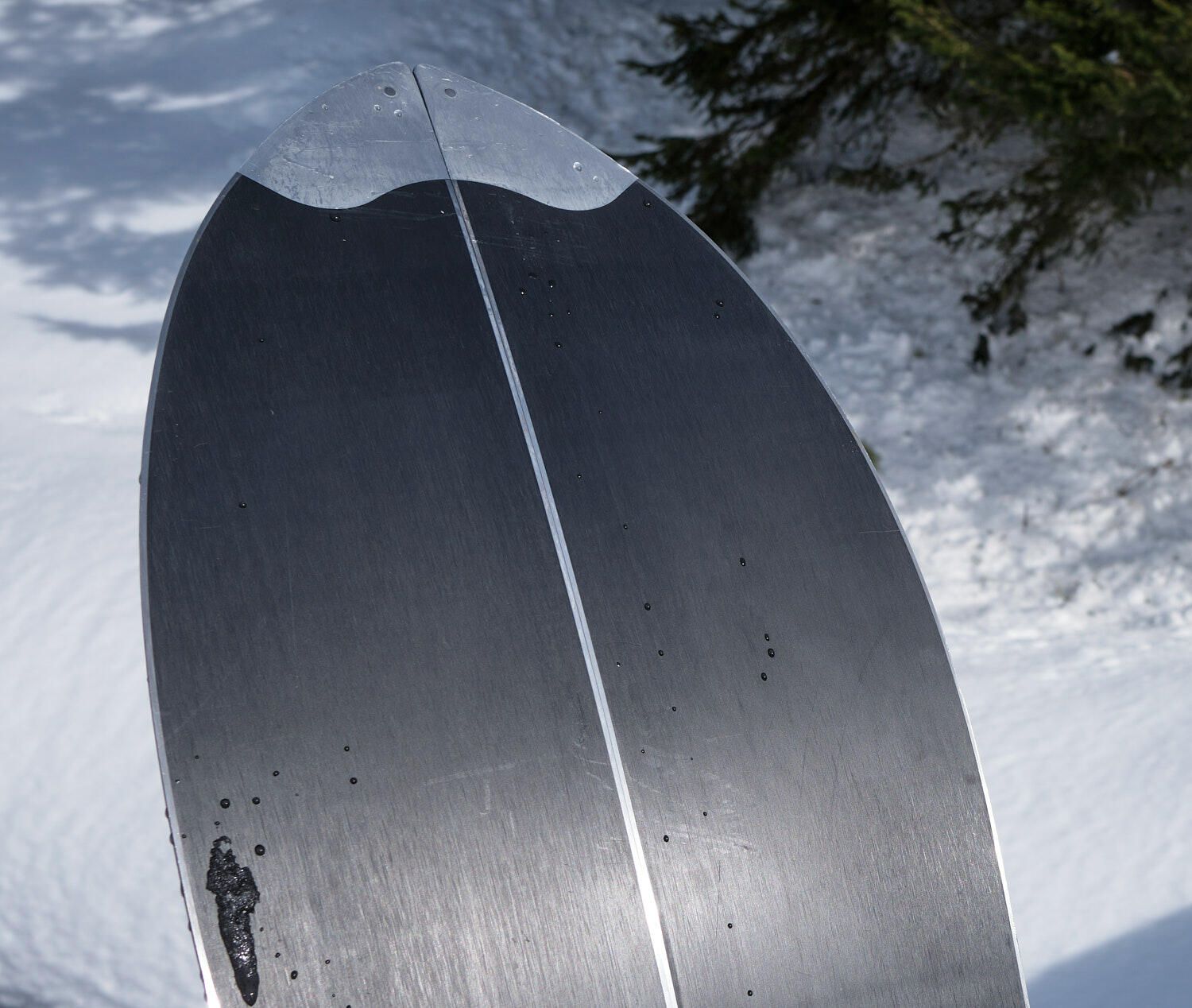 Nose und Tail sind verstärkt mit Aluminium Sandy Shapes Fantastica Split