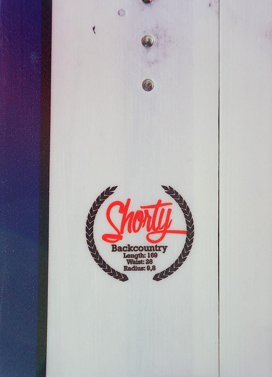 Stranda Shorty Backcountry Topsheet