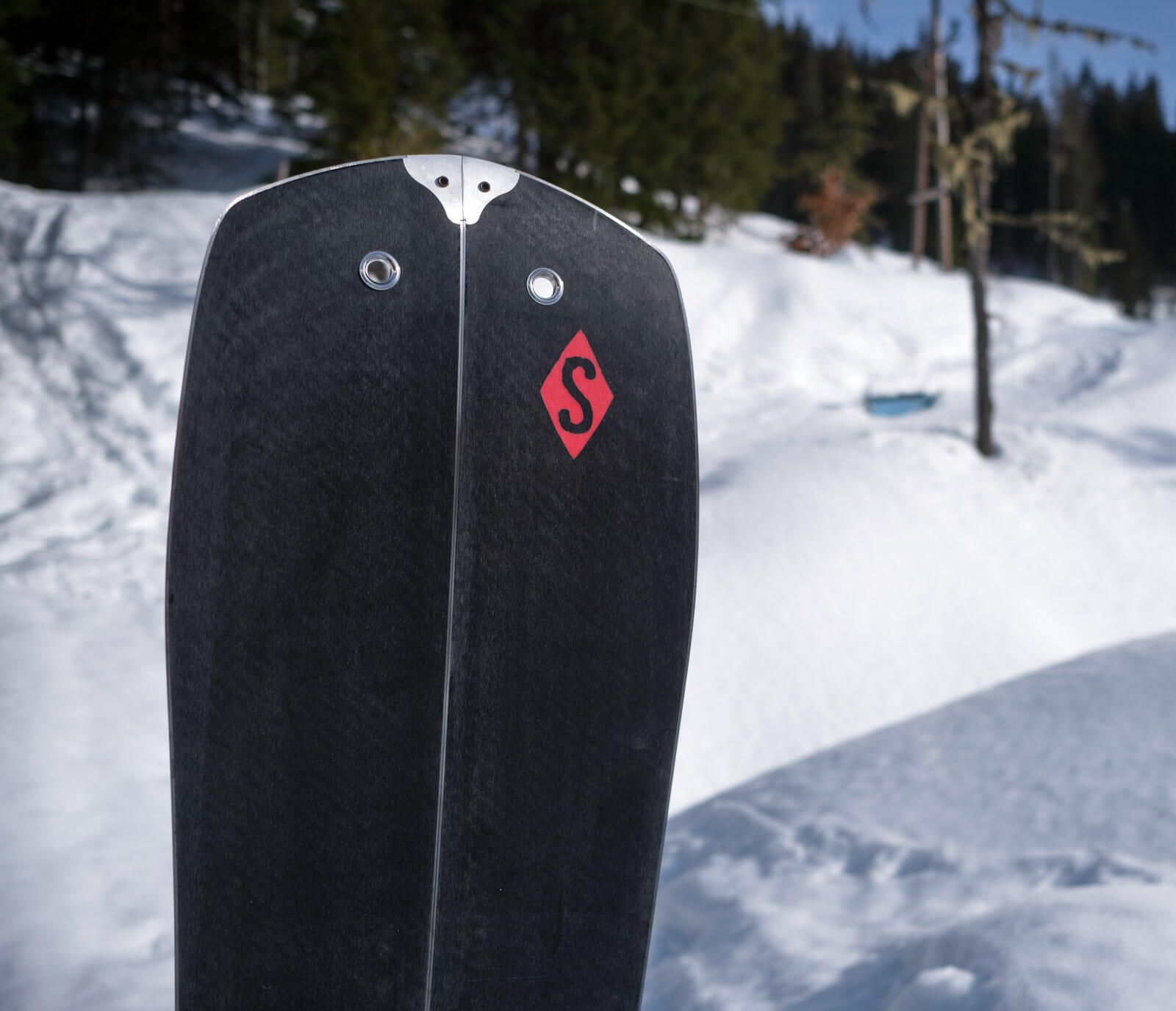 Nose with skin attachment holes Stranda Tree Surfer Split