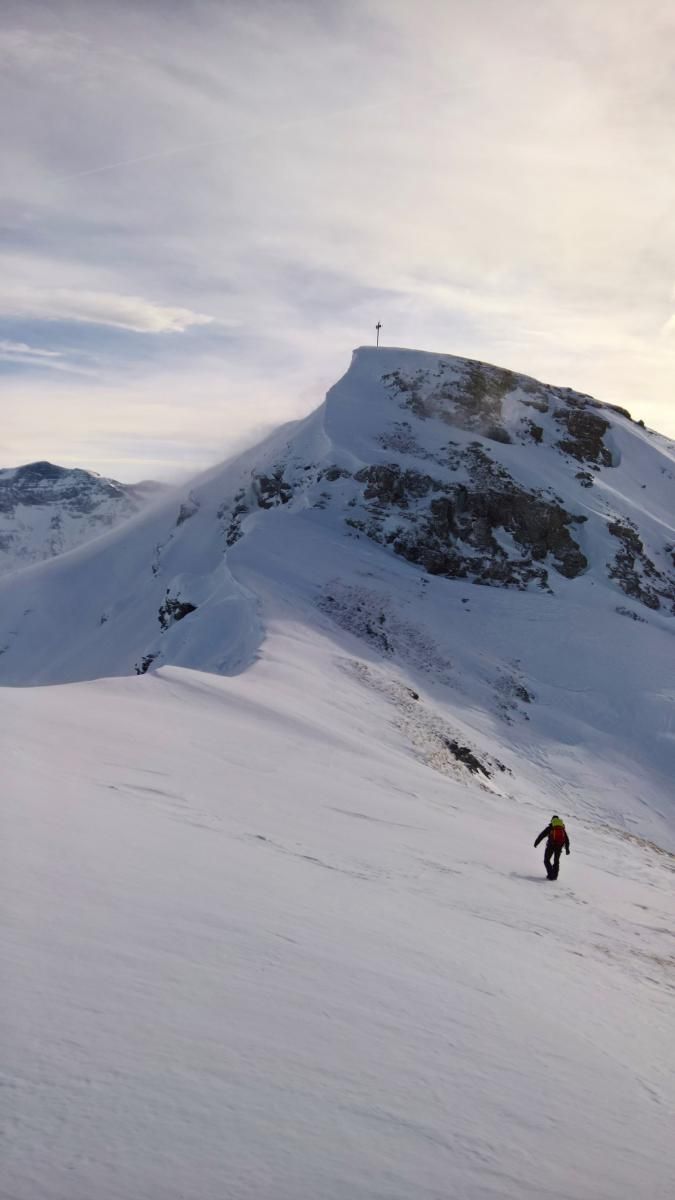 Chli Chärpf vom Skigebiet Elm Chli Chärpf vom Skigebiet Elm