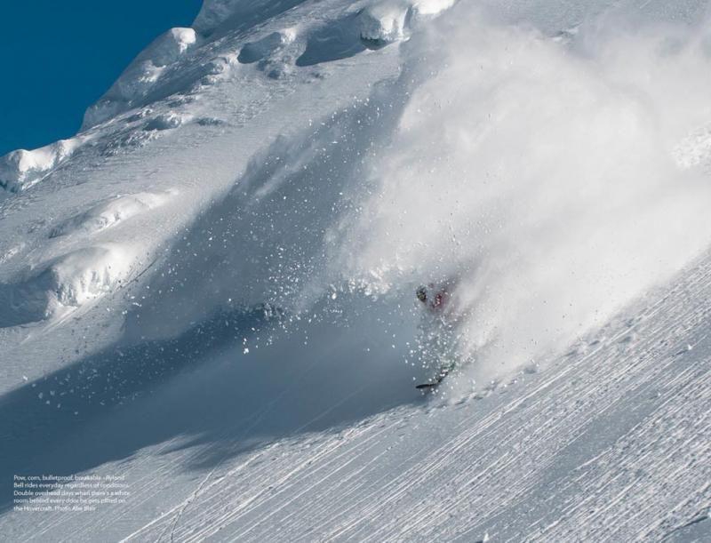  Jones Splitboard Hovercraft riding