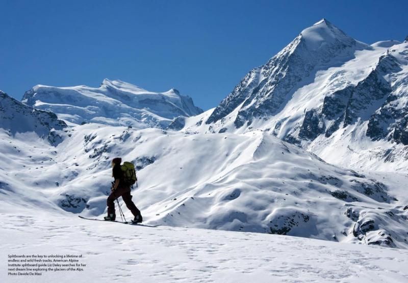 Jones Splitboard Women`s Solution in Action: Jones Splitboard Women`s Solution in Action