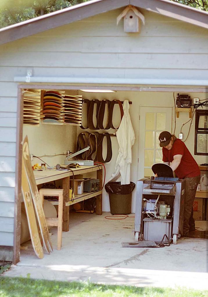 Kindred, mit Herz und Hand in der Garage geshaped