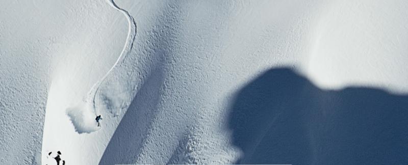 Splitboard Roxy Banana Smoothie in action Splitboard Roxy Banana Smoothie in action